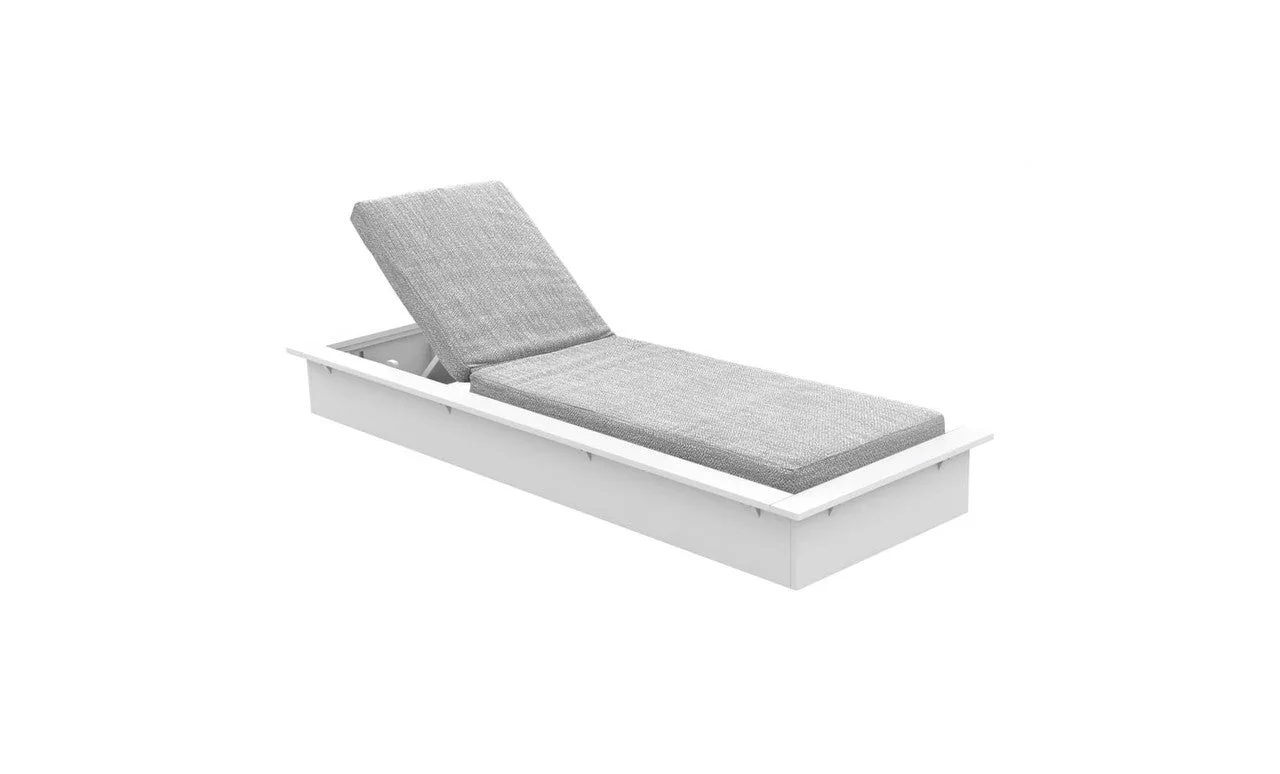Ledge Lounger Echo Chaise — Furniture