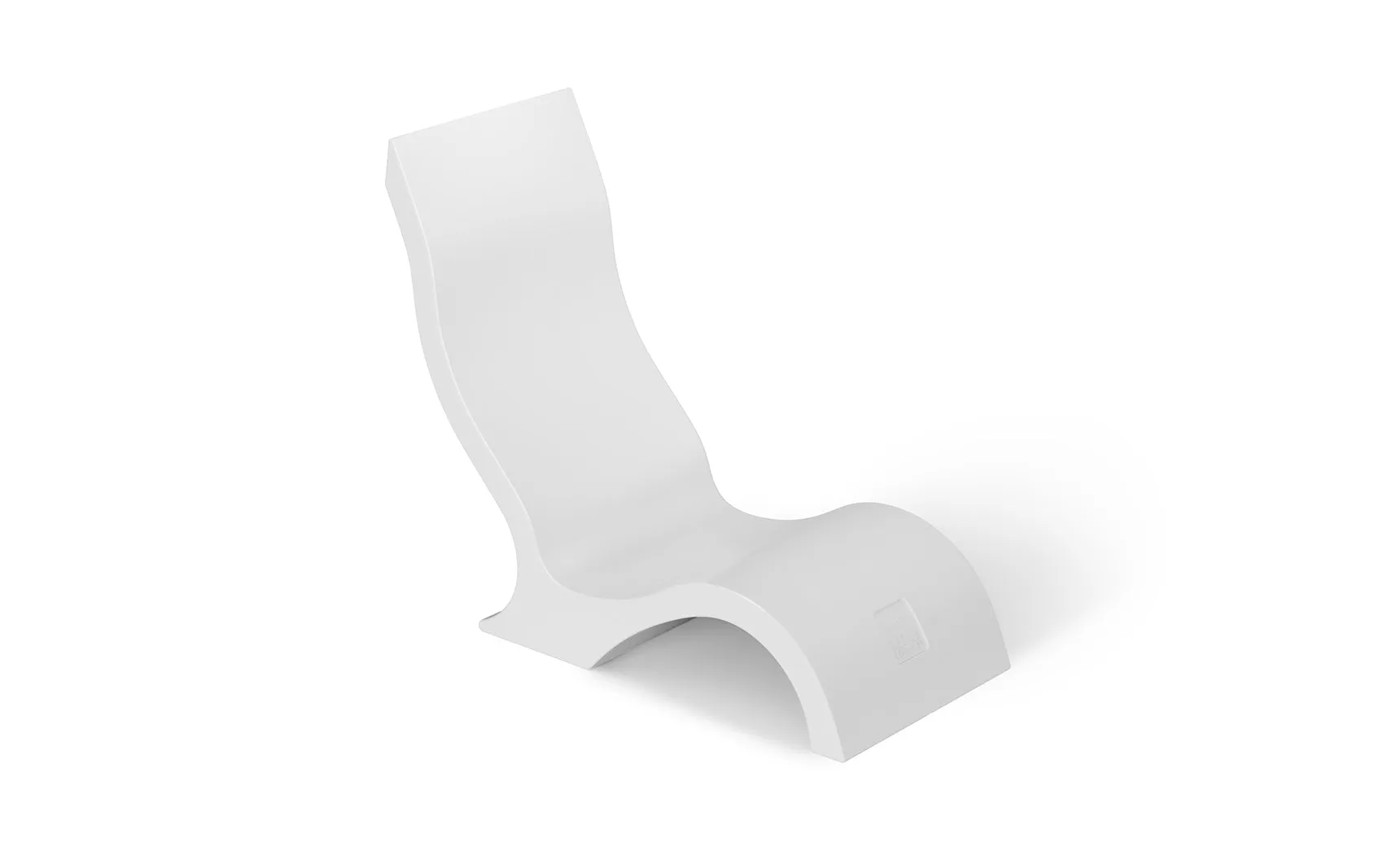 Ledge Lounger Signature Chair — Furniture